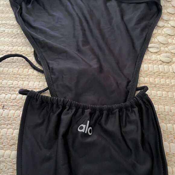 Frankies Bikinis x Alo Yoga One-Piece Swimsuit - Picture 6 of 11